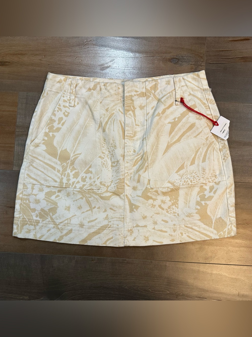BDG Beige and White Mini Skirt - Tropical Jacquard